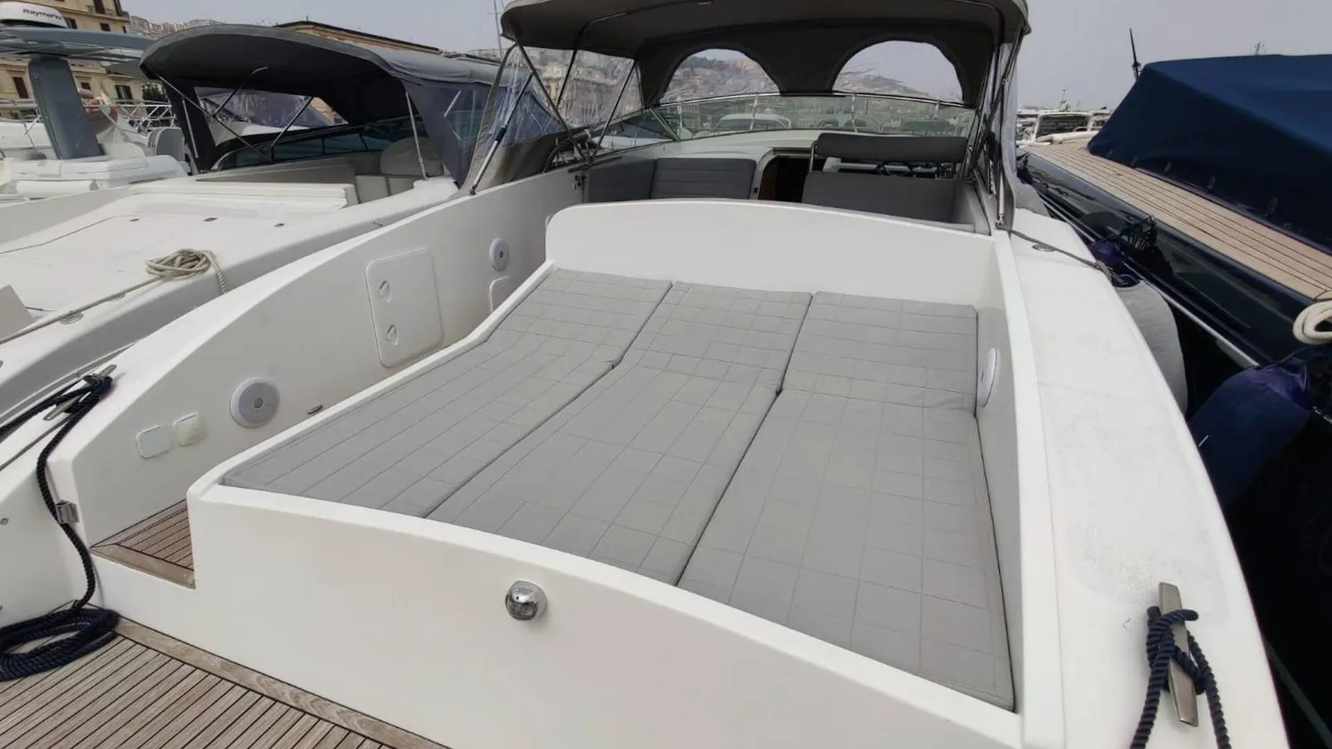 Fall In Love With The Amalfi Coast Charming Boat Rental In Naples 0*,